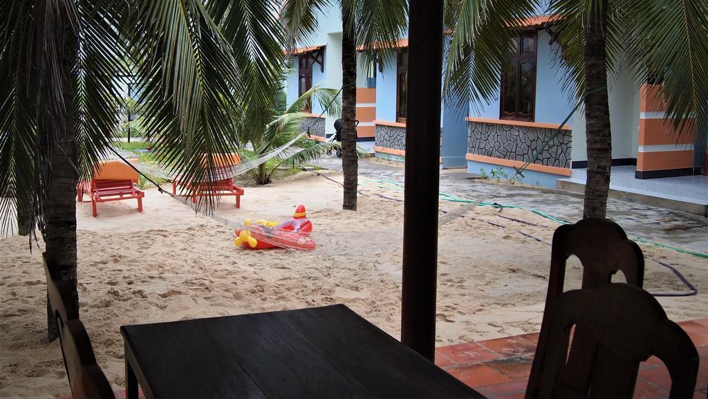 Hong Di Guesthouse Муи Не Екстериор снимка